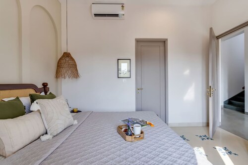 Lux 4bhk w Pool 5 Mins From Assagao Villa Avyan