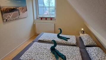 2 bedrooms, WiFi, bed sheets