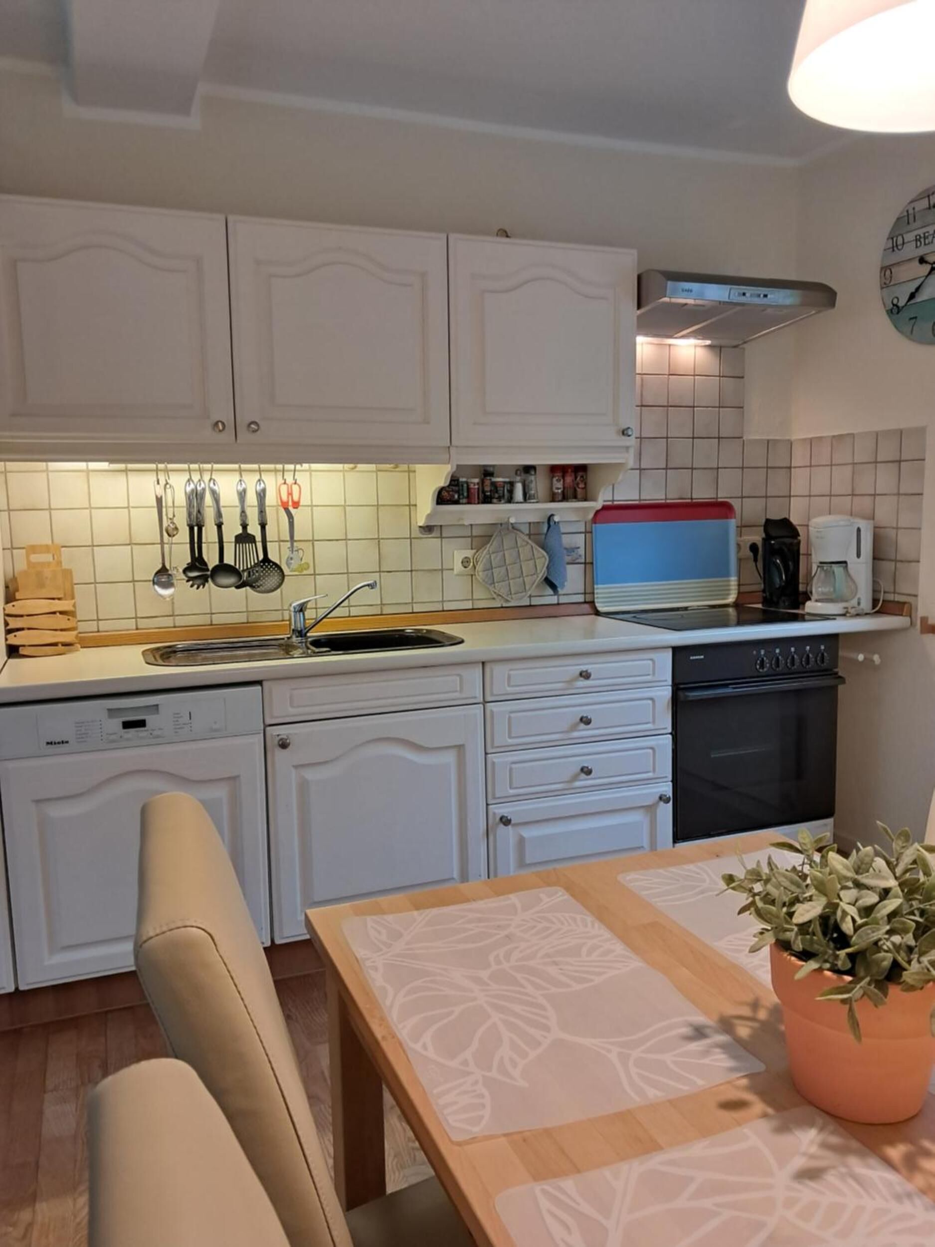 冰箱、烤箱、炉灶、洗碗机