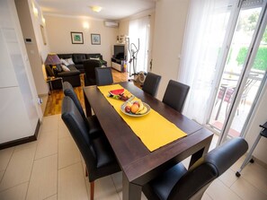Apartment | Dining - Luxury Stay, Private Pool & Garden (Zadar)