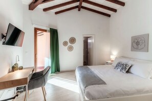 Room - Near the lake and the center (FLORIDA ASCONA Room 17) (Ascona)