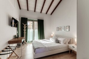 Room - Near the lake and the center (FLORIDA ASCONA Room 18) (Ascona)