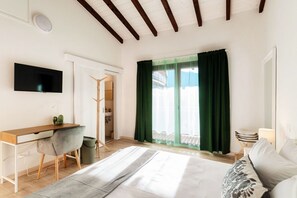 Room - Near the lake and the center (FLORIDA ASCONA Room 15) (Ascona)