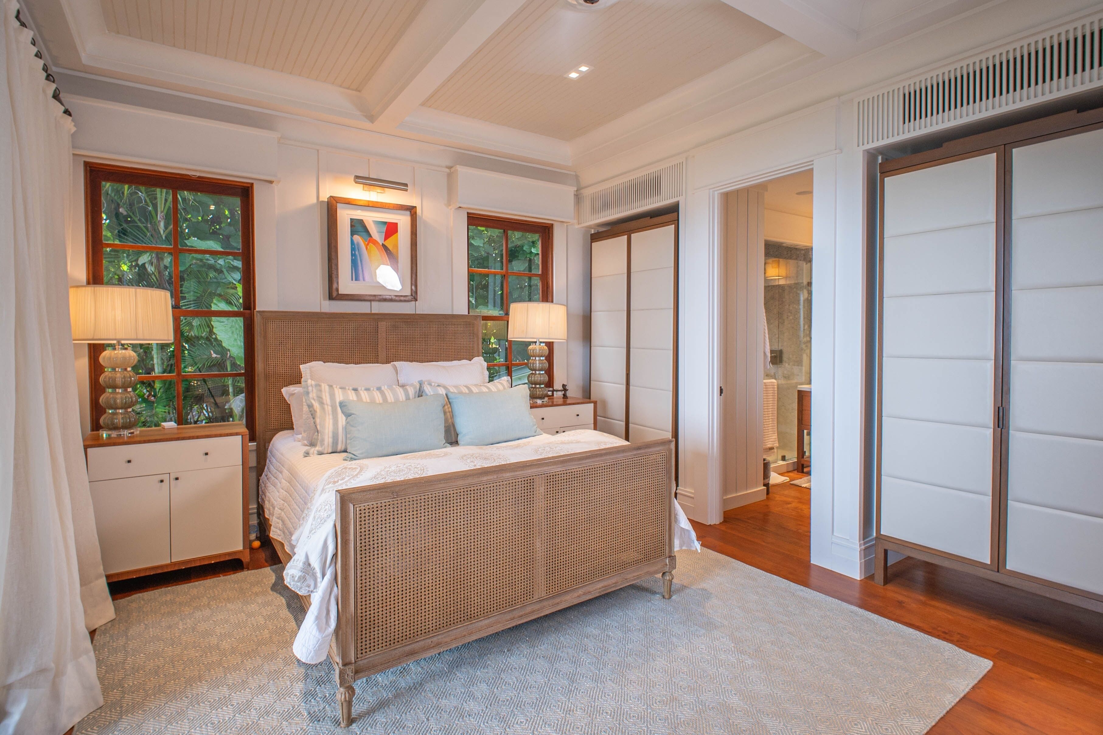 Villa, 4 Bedrooms | 4 bedrooms, laptop workspace, iron/ironing board, free WiFi