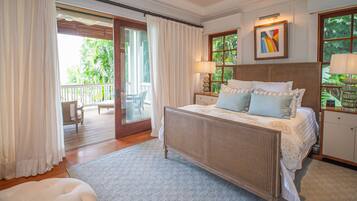 Villa, 4 Bedrooms | 4 bedrooms, laptop workspace, iron/ironing board, free WiFi