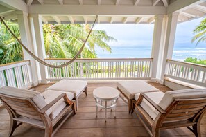 Villa, 4 Bedrooms | Property grounds