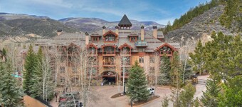 Prime Location, Steps from the Ski Lift - 2 Bedroom Condo in Arrowhead Village 2 Condo