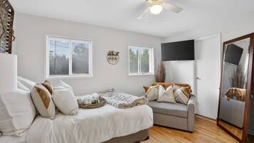 House, 3 Bedrooms | 3 bedrooms, desk, laptop workspace, iron/ironing board