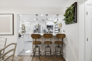 Cottage, 3 Bedrooms | Private kitchen