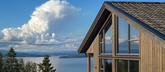 Luxury Cabin, Wellness and View Over the Tyrifjord