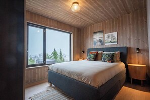 House, 4 Bedrooms, Smoking, Balcony | 5 bilik tidur 