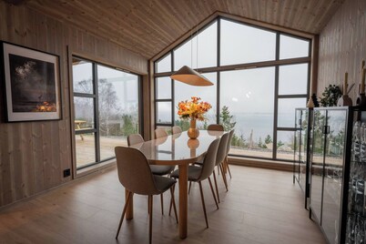 Luxury Cabin, Wellness and View Over the Tyrifjord