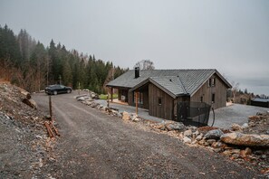 Hus - 4 sovrum - rökare - balkong | Exteriör