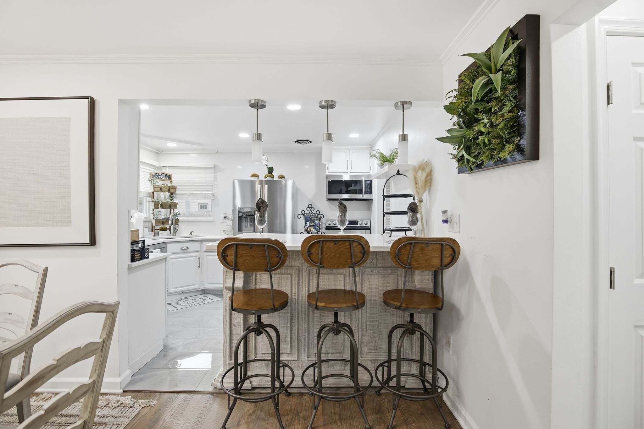 House, 3 Bedrooms | Private kitchen | Fridge, oven, coffee/tea maker, electric kettle