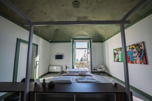 1 bedroom, iron/ironing board, travel crib, free WiFi - Bright and Elegant Sea-View Room with a Timeless Charm (Acireale)