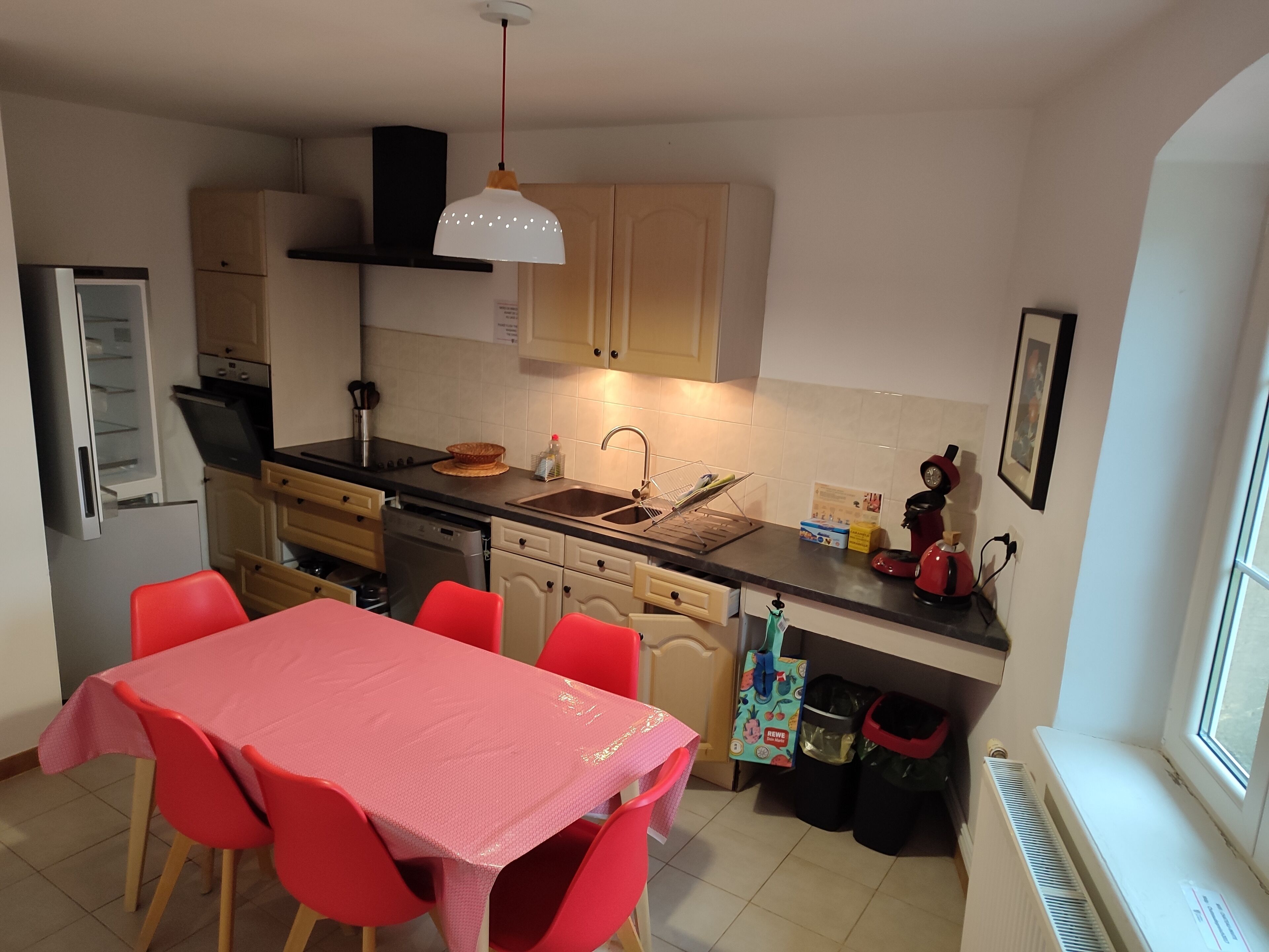 Traditional Apartment, Multiple Beds, Garden View, Annex Building | Private kitchen