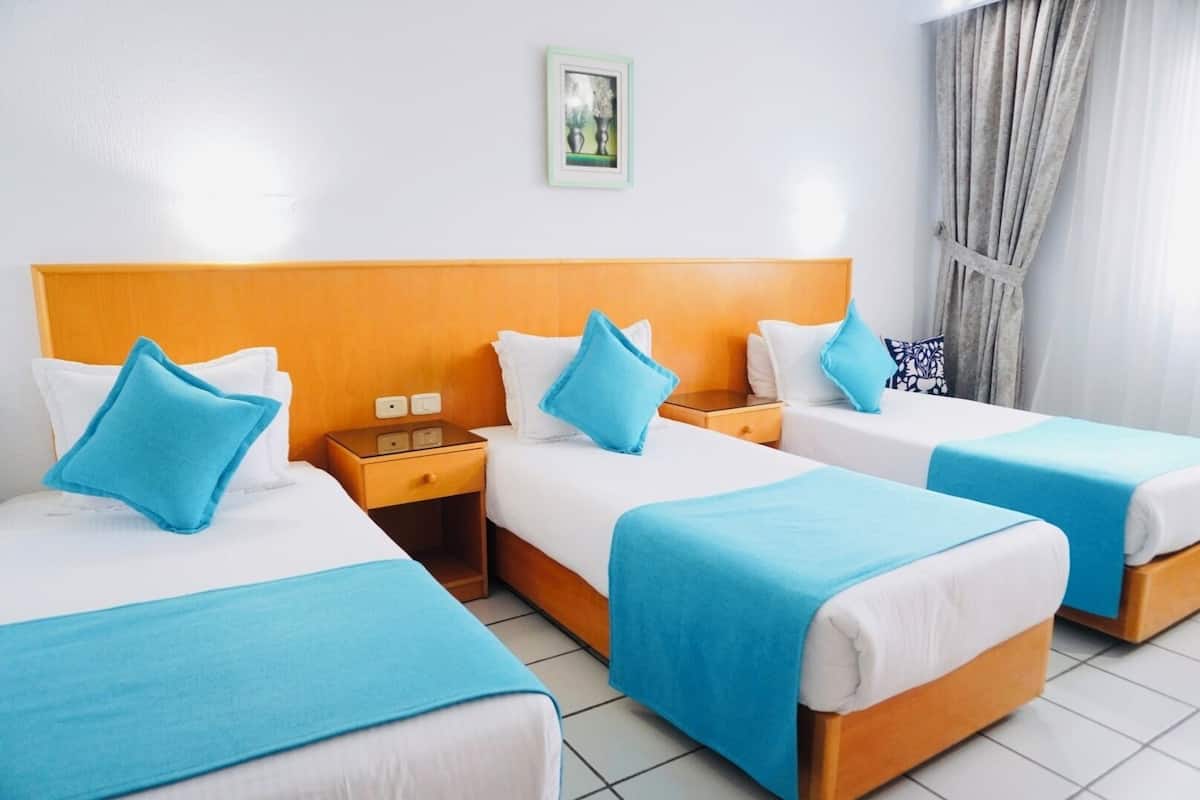 Family Triple Room | Wi-fi percuma