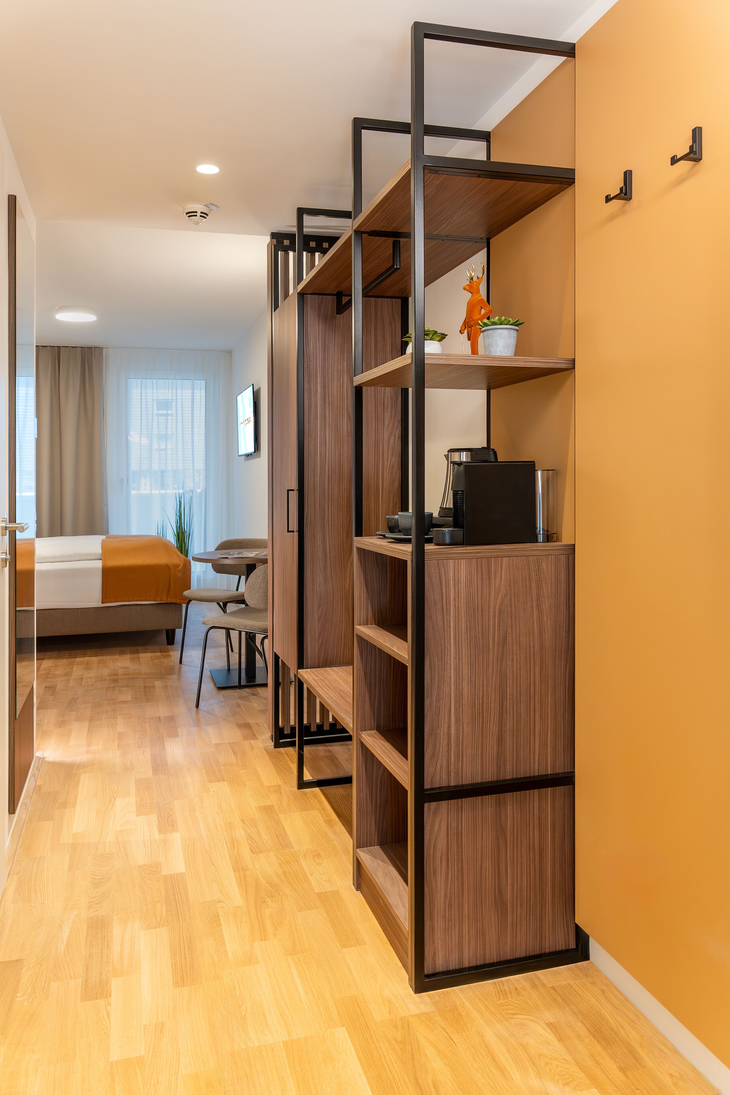 Classic Studio | Laptop workspace, free WiFi