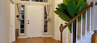 Spacious & Peaceful Home in Central Austin