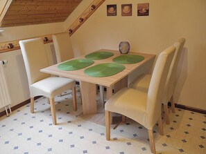 تناول الطعام