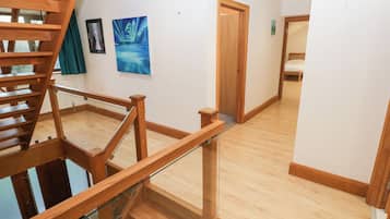 8 slaapkamers, individueel gedecoreerd, individueel gemeubileerd