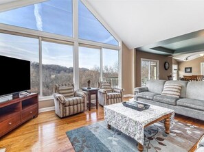 Téléviseur connecté, foyer