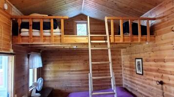 3 soverom, strykejern/-brett og wi-fi (inkludert)