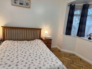 Shared Dormitory, 1 Bedroom - Room-cozy Room in Shared Home in Ashford (Ashford)