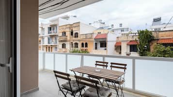 Apartment, 3 Bedrooms, Kitchen, City View | Balcony