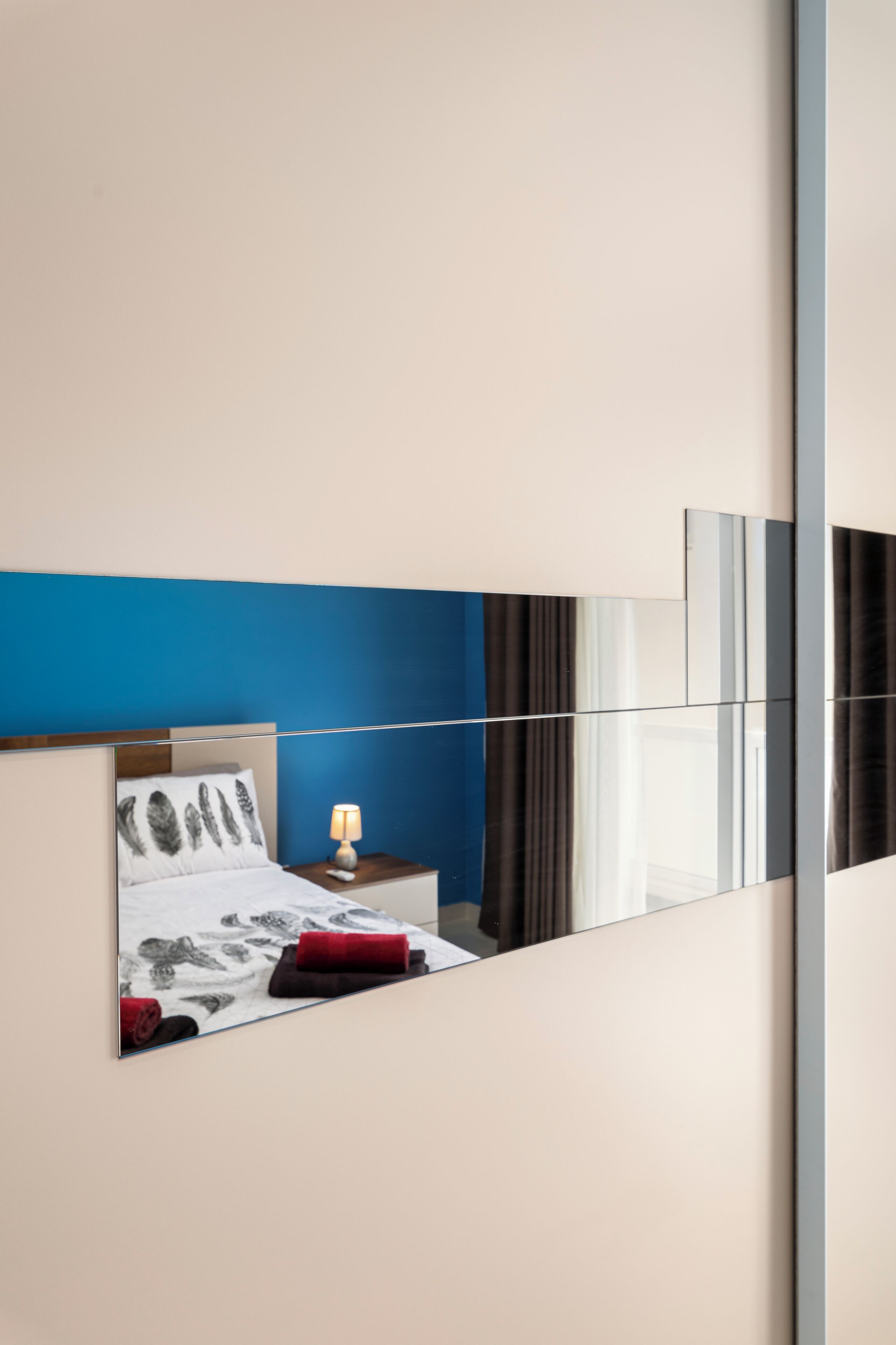 Appartamento, 3 camere da letto, cucina, vista città | Tende oscuranti, ferro/asse da stiro, Wi-Fi gratuito