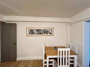 Apartment, 1 Schlafzimmer, Raucher | Esszimmer