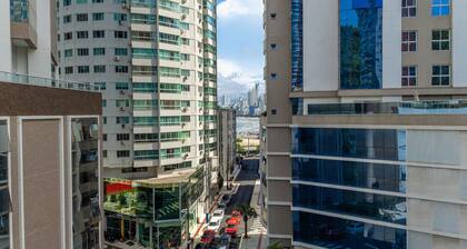 Apartment 160 m From the Big Wheel in BC - Epj0601