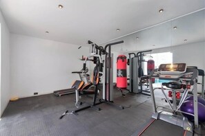 Gym - Bedazzle Shortlets  (Lekki)