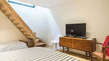 Apartment, 3 Bedrooms, Balcony | 3 bedrooms