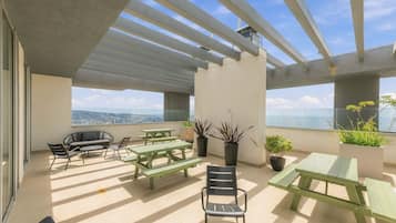 Apartemen | Tempat makan outdoor