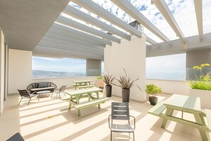 Apartment | Outdoor dining - Oceana Suites Cerro Placeres (Valparaiso)