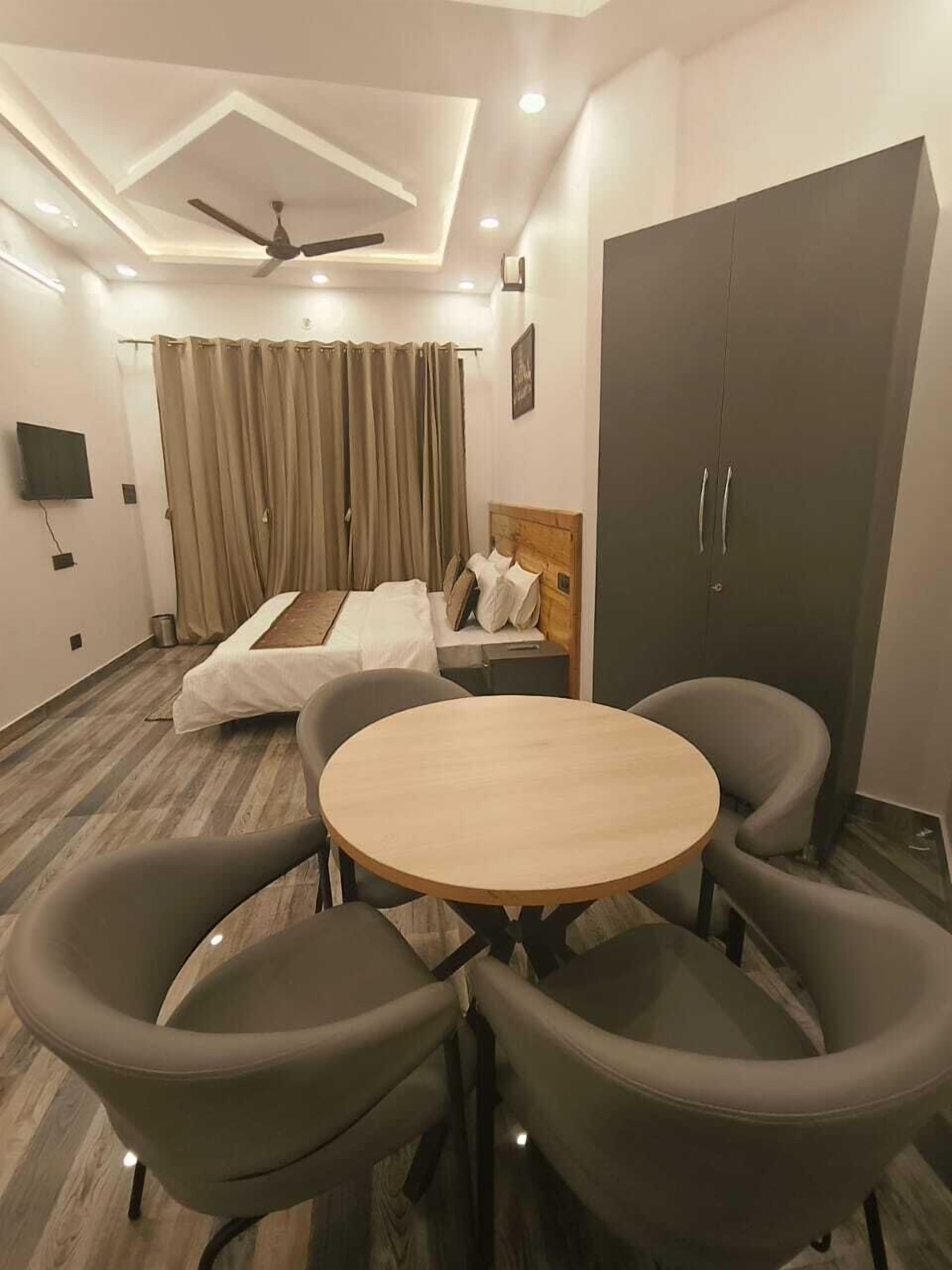 주니어 스위트, 발코니, 계곡 전망 | 책상, 노트북 작업 공간, 무료 WiFi