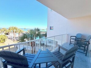 Property grounds - Summer & July 4th Savings at Beachside Colony Tybee's ONLY Oceanfront Resort 2/2 (Tybee Island)