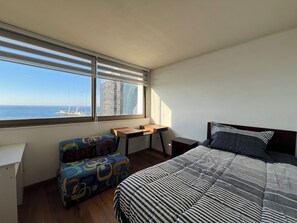 Family Apartment, Balcony, Sea View | Free WiFi - Oceana Suites Valparaíso Yungay (Valparaíso)