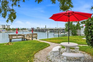 Outdoor dining - West Wind Treasure First Floor (Treasure Island)