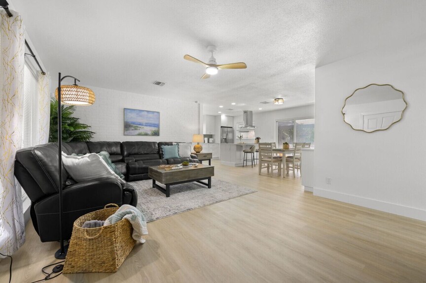 Serenity And Peace - 4bd|2ba Pool Home Minutes From The Beach! - St. Petersburg, FL
