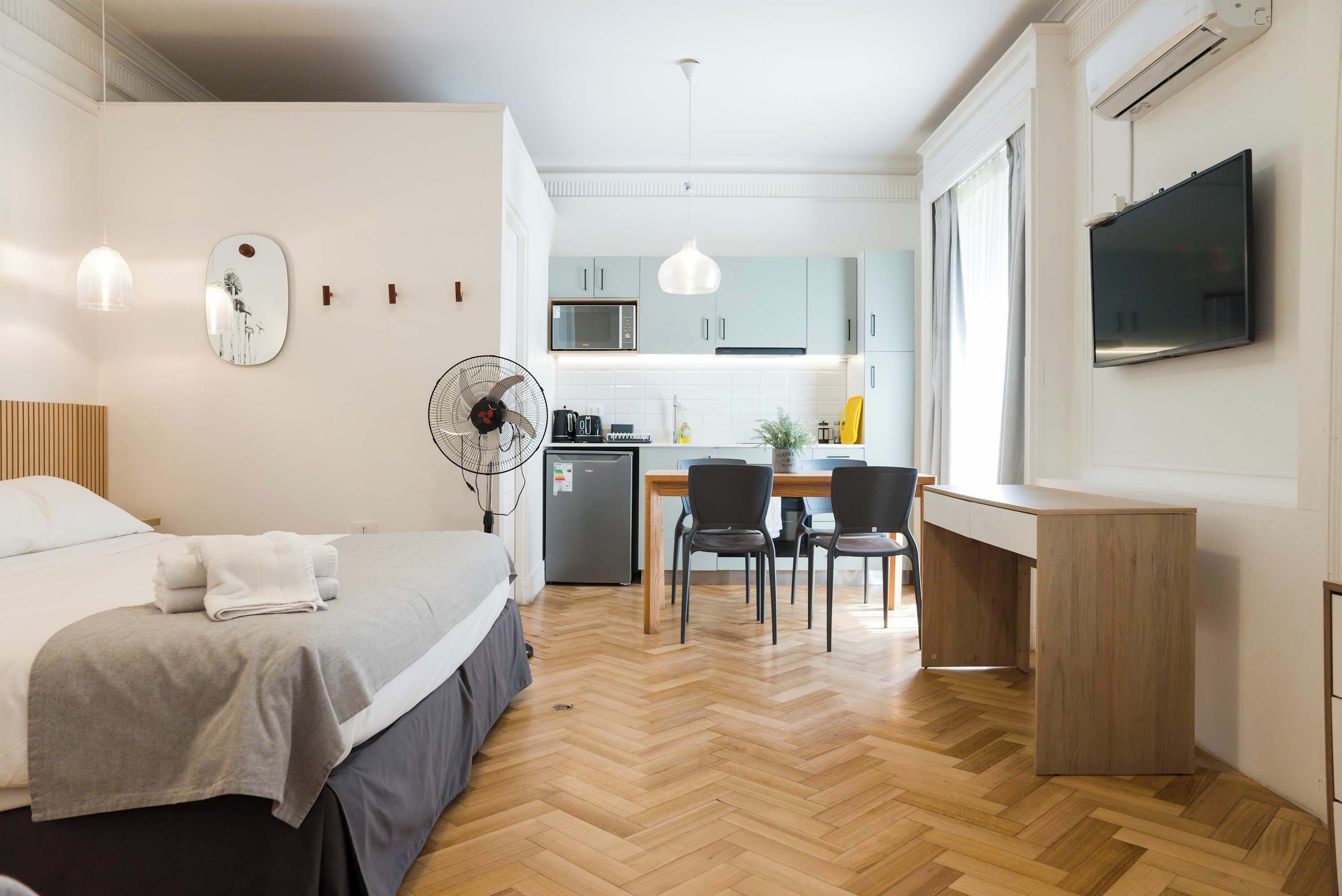 Ferro/asse da stiro, Wi-Fi gratuito, lenzuola