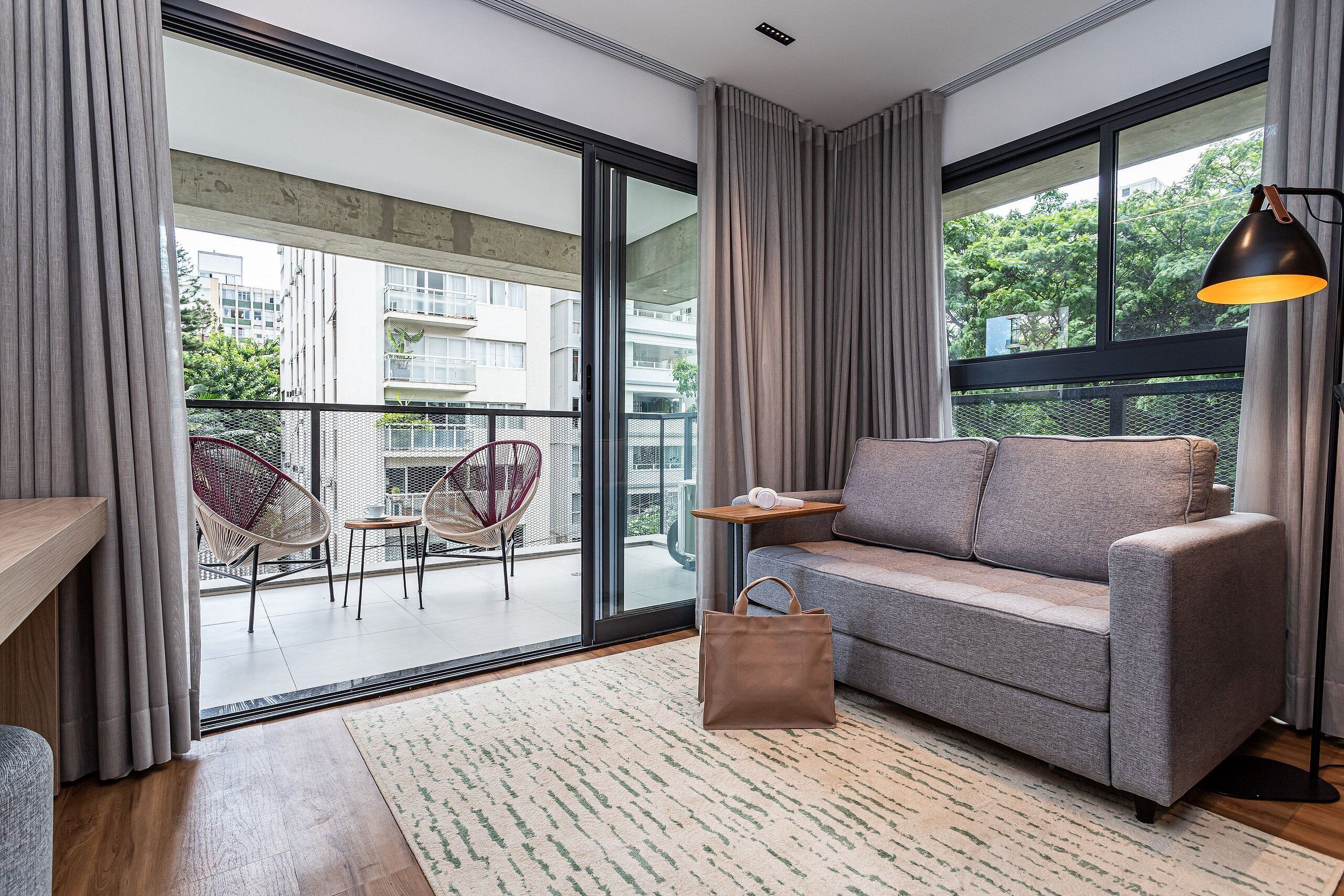 40-inch Smart TV with digital channels