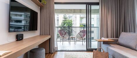 40-inch Smart TV with digital channels