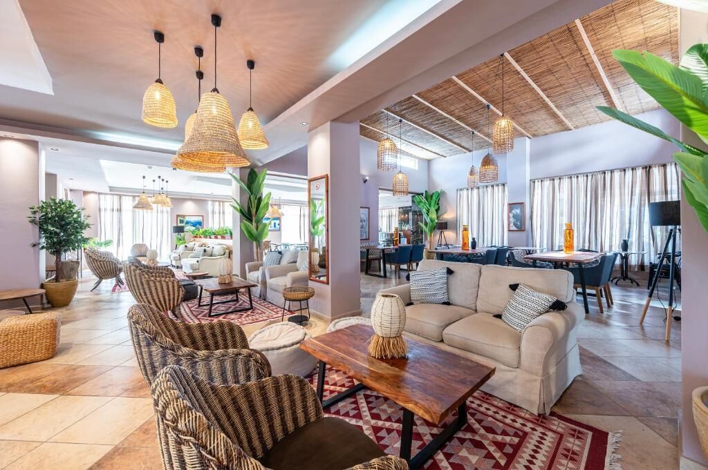 المنشأة من الداخل