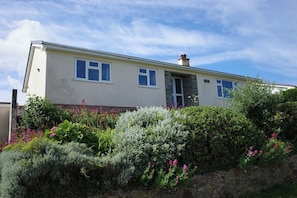 Exterior - Badgers Cliff (Wadebridge)