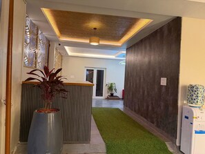 Exterior - Beyond Inn Hotels & Resorts ECR (Chengalpattu)