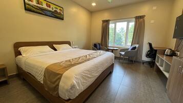 ห้องเอ็กเซกคิวทีฟ | โต๊ะทำงาน, พื้นที่ทำงานแบบใช้แล็ปท็อป, Wi-Fi ฟรี