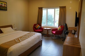 Skrivebord, arbejdsområde til bærbare computere, gratis Wi-Fi