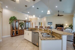 Fridge, microwave, oven, stovetop - Heated Pool - Large Gulf-Access Canal - South Cape - BBQ - Eastern Exposure (Cape Coral)